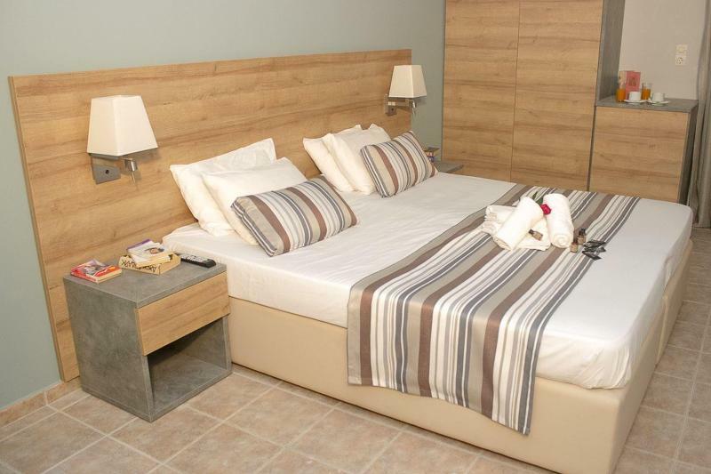 Endless Blue Resort Rethymno Adelianos Kampos Buitenkant foto